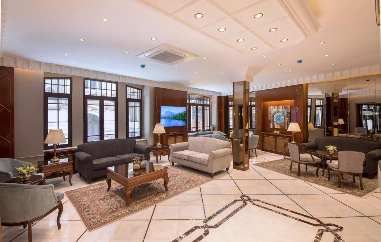 Vardar Palace Hotel - Special Category Istanboel Buitenkant foto