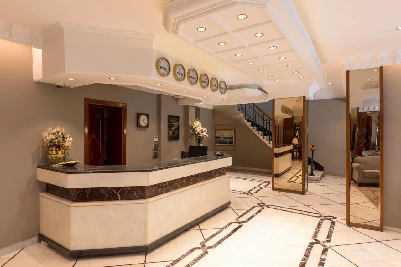 Vardar Palace Hotel - Special Category Istanboel Buitenkant foto